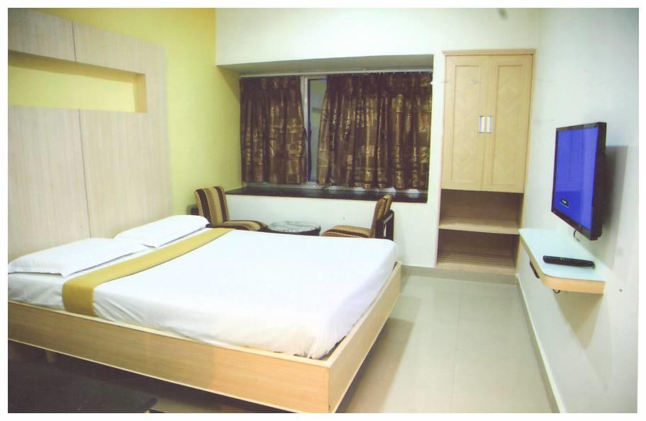Sri Srinivasa Residency Hotel Kadapa Kültér fotó