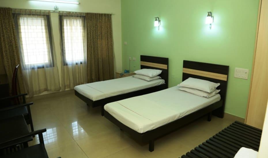 Sri Srinivasa Residency Hotel Kadapa Kültér fotó
